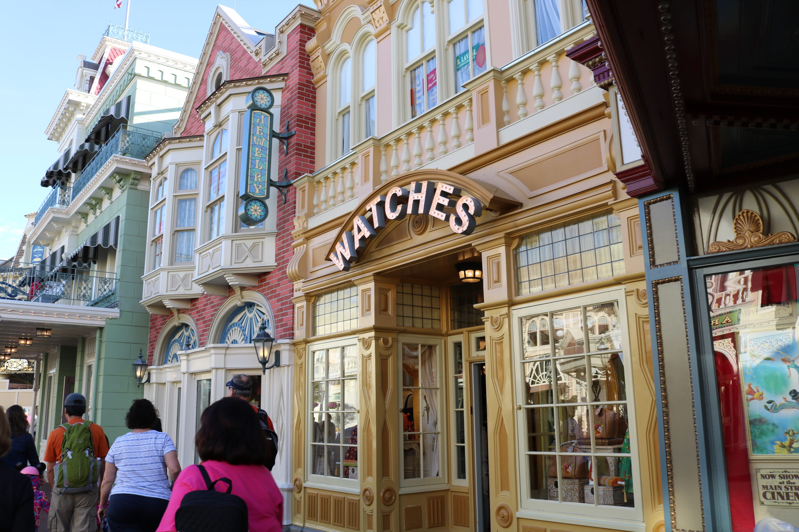 storesmainstreetusamagickingdomwdw Pirates & Princesses