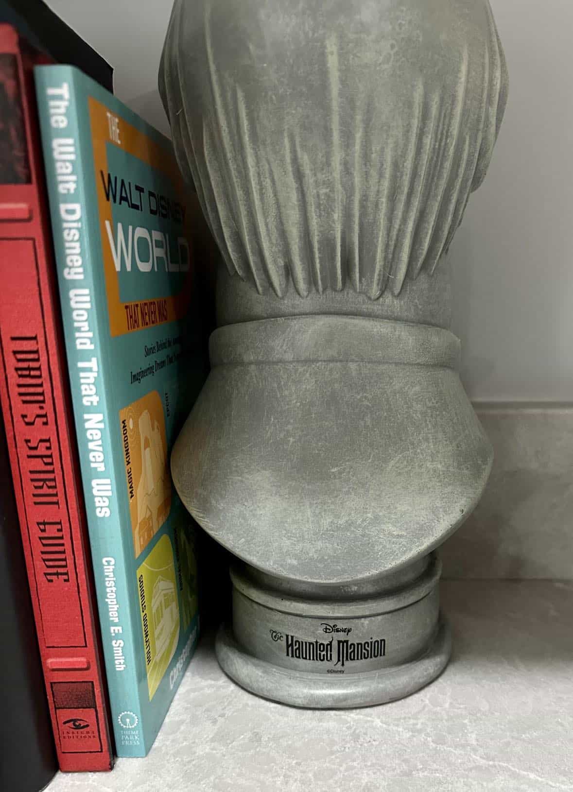 hauntedmansionbustsspiritback Pirates & Princesses